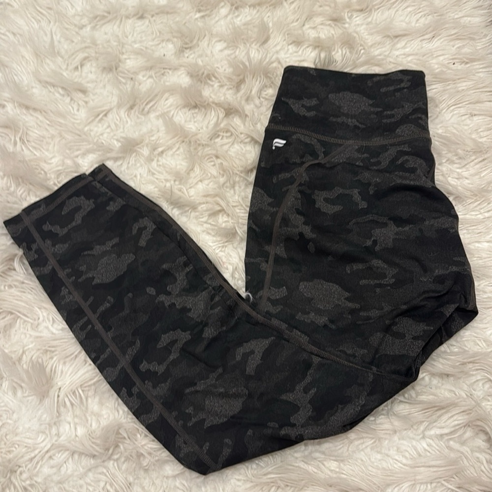 Fabletics camo leggings